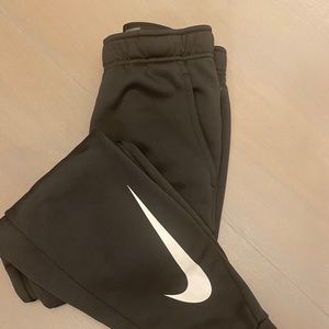 Nike Dri-fit fleece lined jogger